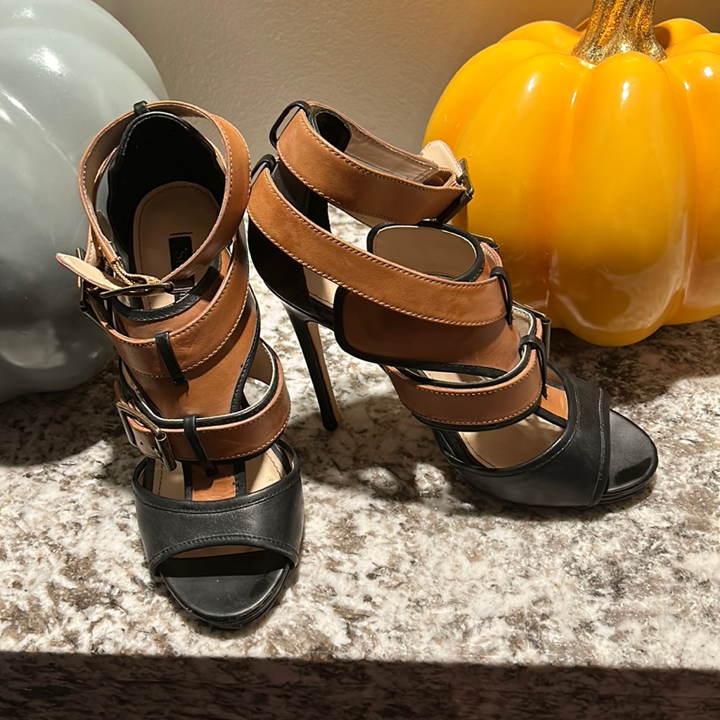 Shoemint, Size 6.5, 5” Strappy Stiletto. Brown/Black